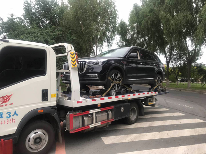 散熱器泄漏導(dǎo)致發(fā)動(dòng)機(jī)過(guò)熱時(shí)的拖車救援步驟