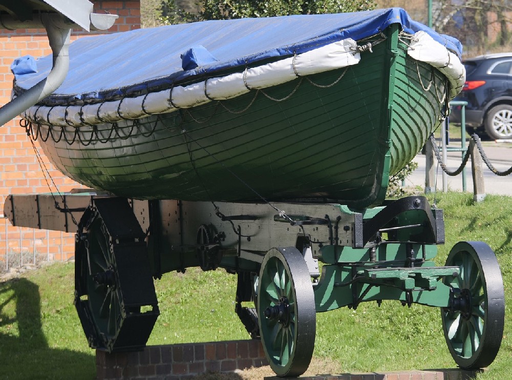 深度揭秘！成都拖車救援費用全攻略與避坑指南