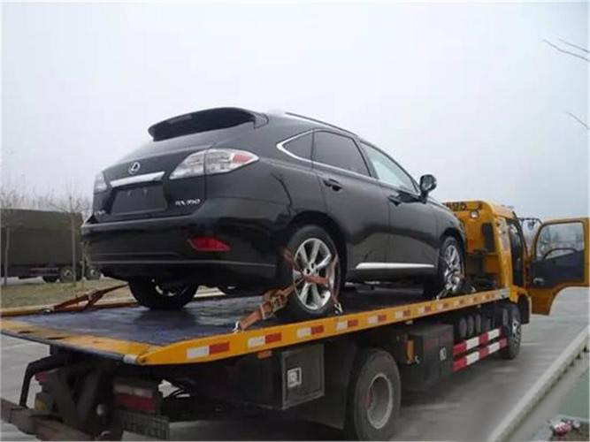 舟曲汽車雪地困境救援：解析雪天行車難題與救援策略